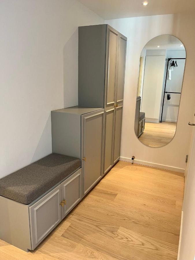 Apt. With Amazing Harbour View And Private Parking Apartment